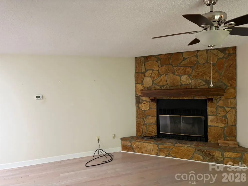 256A Bruce Road Mars Hill NC 28754