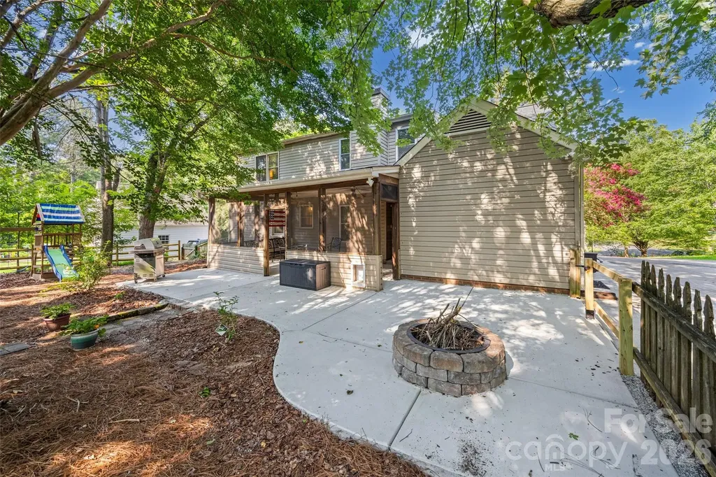 11701 Harrowfield Road Charlotte NC 28226