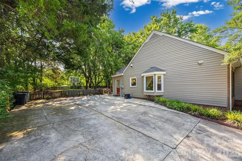 11701 Harrowfield Road Charlotte NC 28226