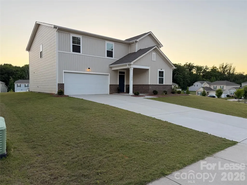 7024 Maple Run Circle Charlotte NC 28215