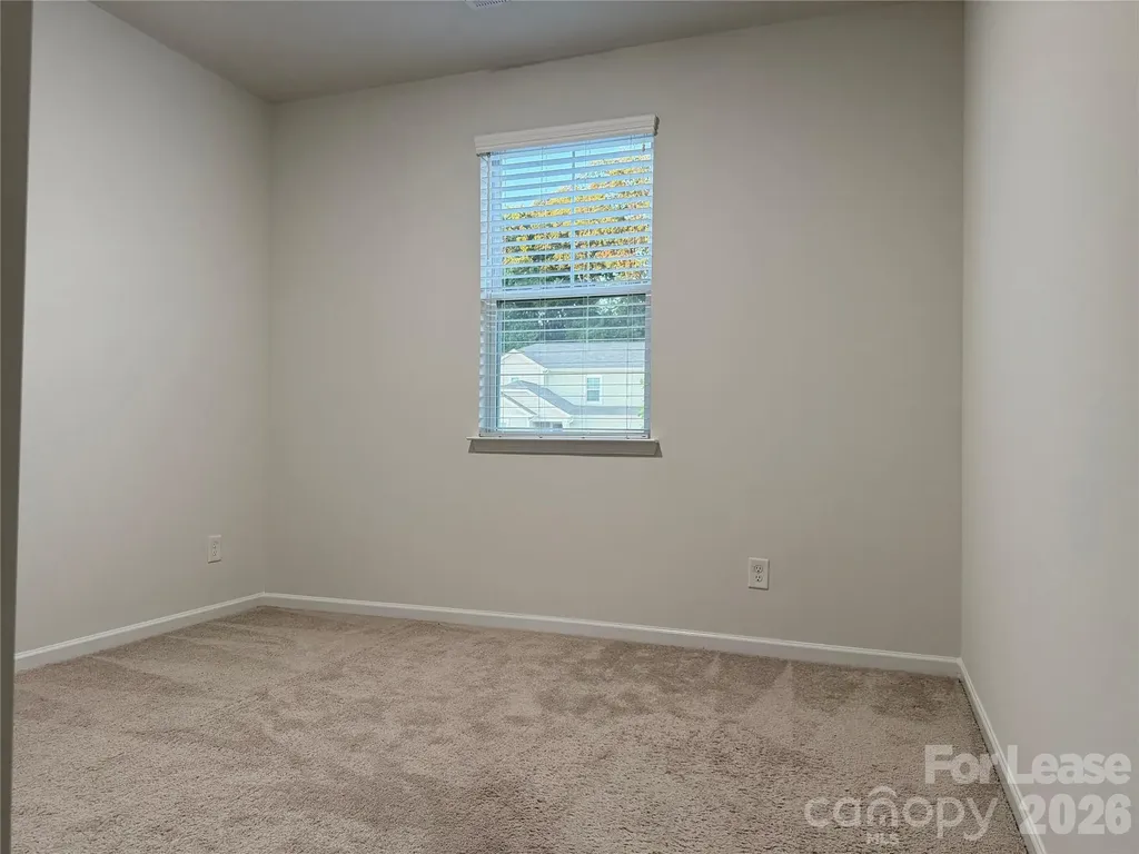 7024 Maple Run Circle Charlotte NC 28215