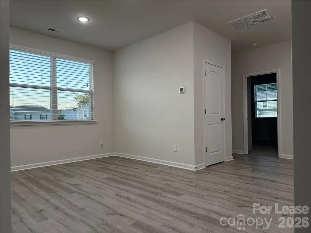 7024 Maple Run Circle Charlotte NC 28215