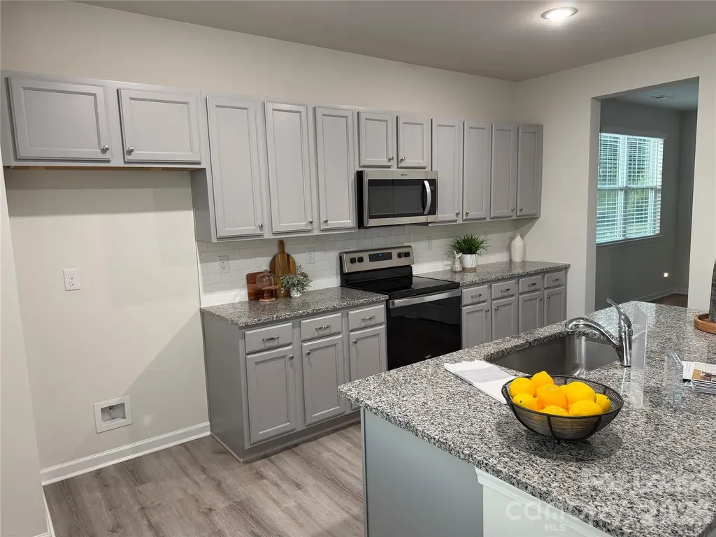 7024 Maple Run Circle Charlotte NC 28215