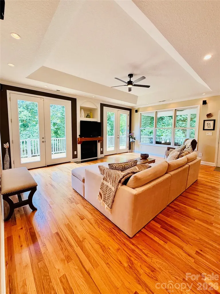 2 Birkdale Drive Weaverville NC 28787