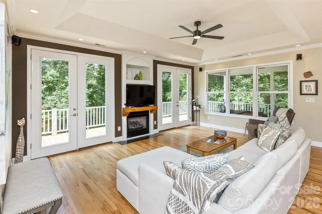 2 Birkdale Drive Weaverville NC 28787