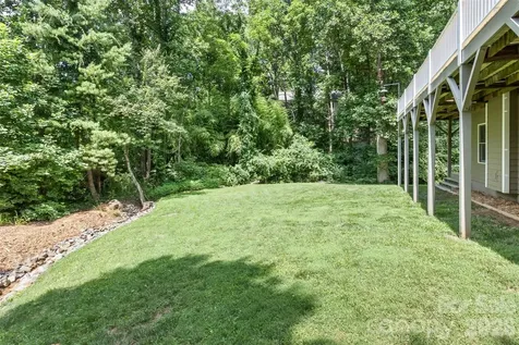 2 Birkdale Drive Weaverville NC 28787