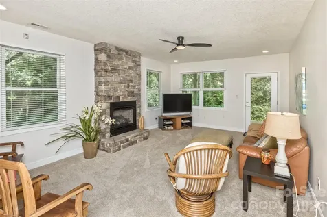 2 Birkdale Drive Weaverville NC 28787