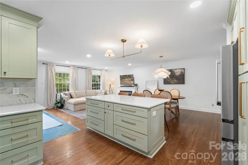 1800 Lumarka Drive Charlotte NC 28212