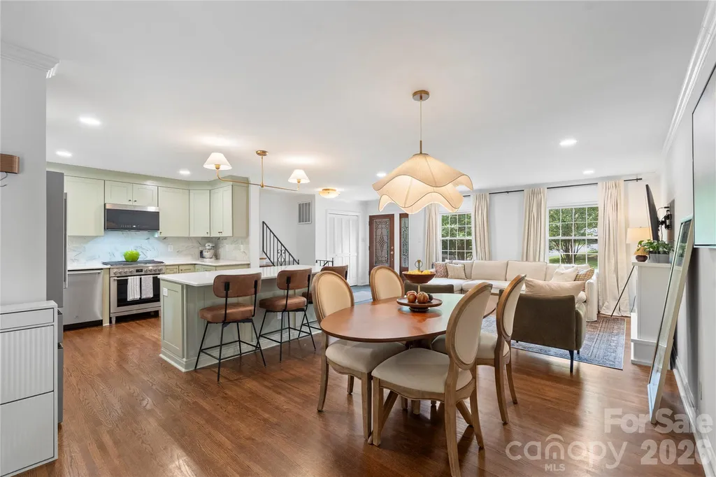 1800 Lumarka Drive Charlotte NC 28212