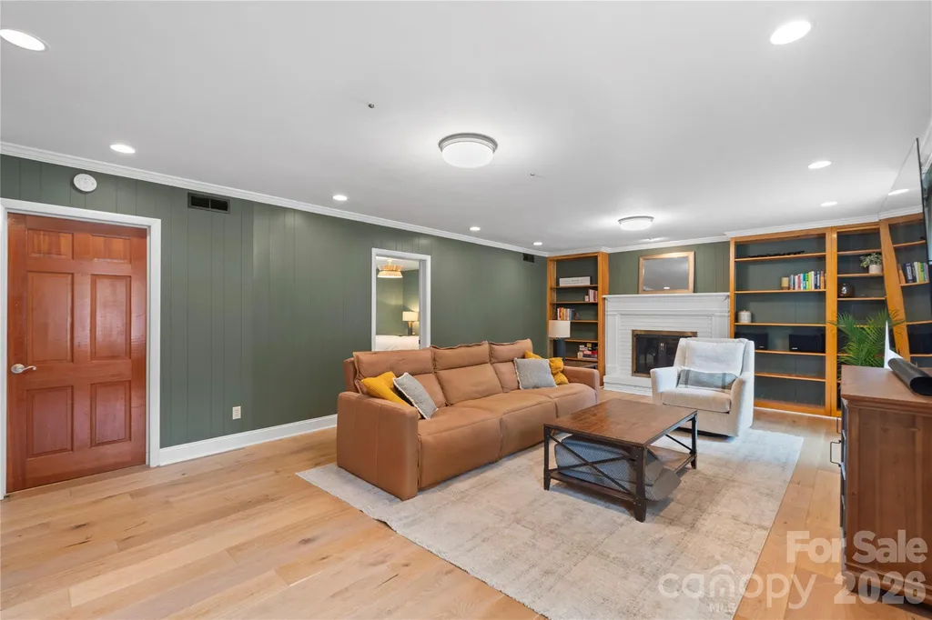 1800 Lumarka Drive Charlotte NC 28212