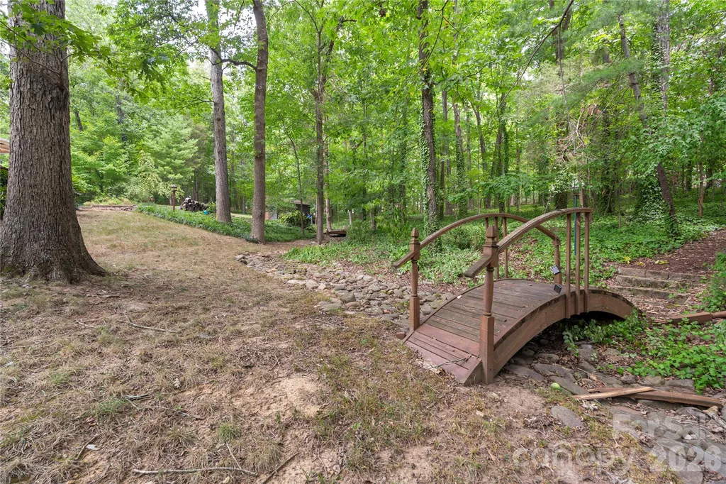 1800 Lumarka Drive Charlotte NC 28212