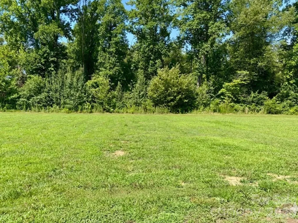 133 River Village Drive Marion NC 28752