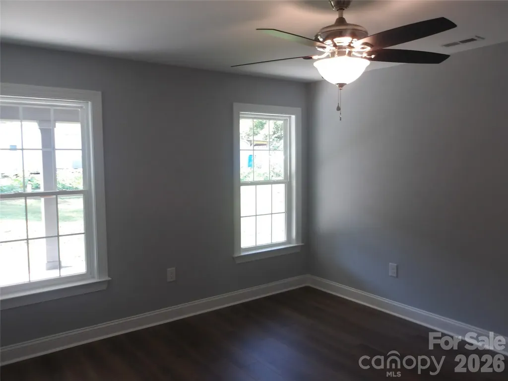 339 W 11th Street Oakboro NC 28129