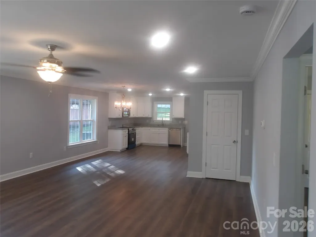 339 W 11th Street Oakboro NC 28129