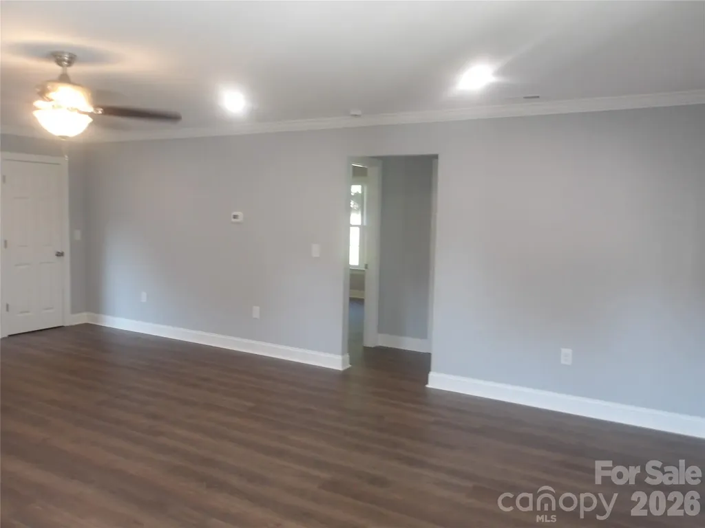 339 W 11th Street Oakboro NC 28129
