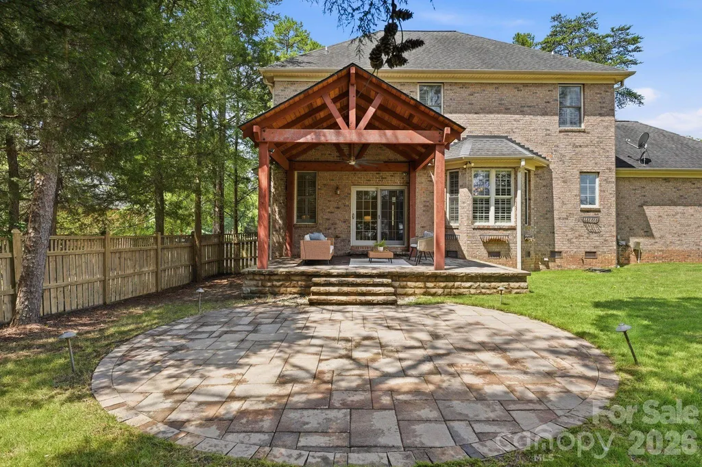 12308 Headquarters Farm Road Charlotte NC 28262