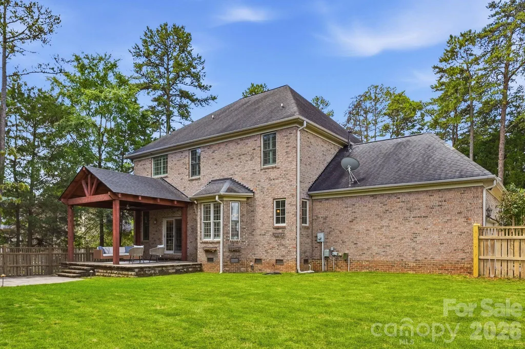 12308 Headquarters Farm Road Charlotte NC 28262