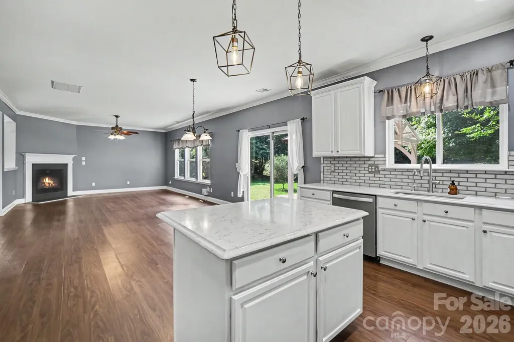 10327 Barrands Lane Charlotte NC 28278