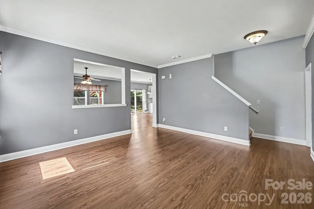 10327 Barrands Lane Charlotte NC 28278