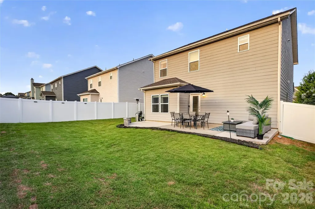 5137 Thomasville Drive Belmont NC 28012