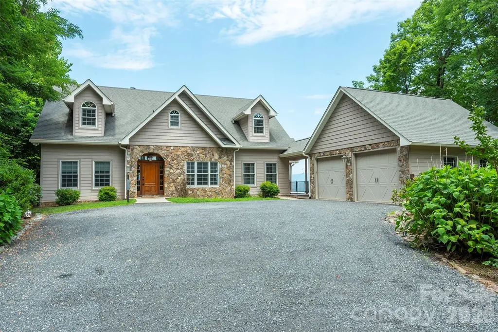 Old Fort NC, 301 Oak Winds Drive