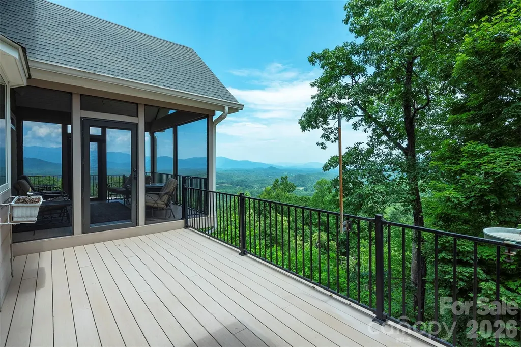 301 Oak Winds Drive Old Fort NC 28762