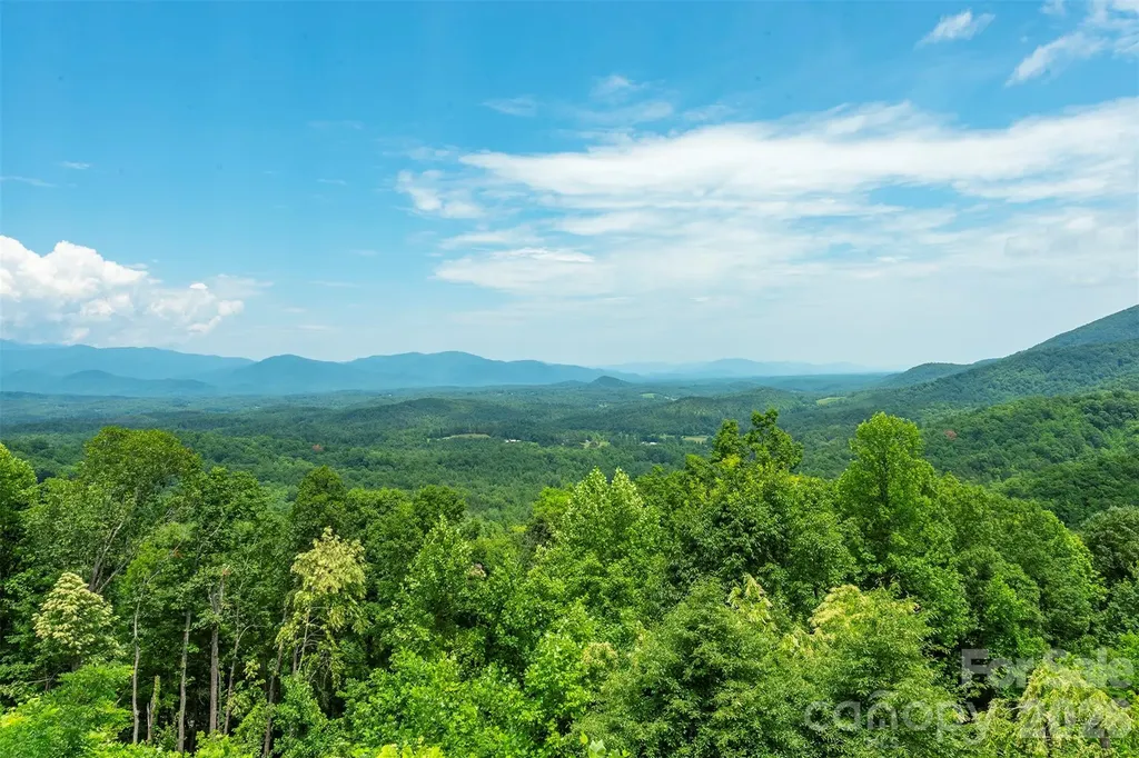 301 Oak Winds Drive Old Fort NC 28762