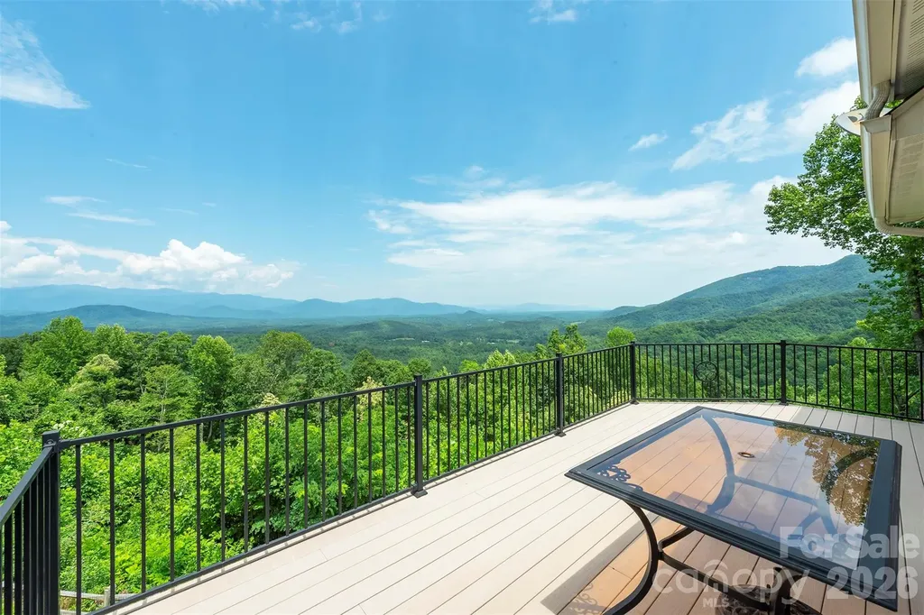 301 Oak Winds Drive Old Fort NC 28762