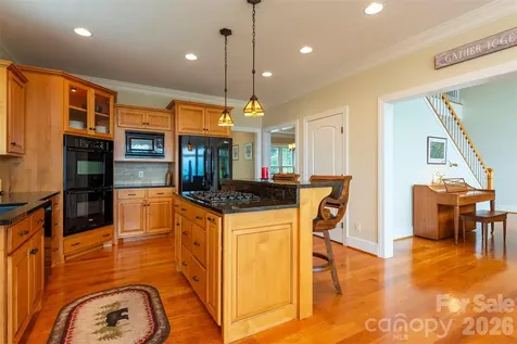 301 Oak Winds Drive Old Fort NC 28762