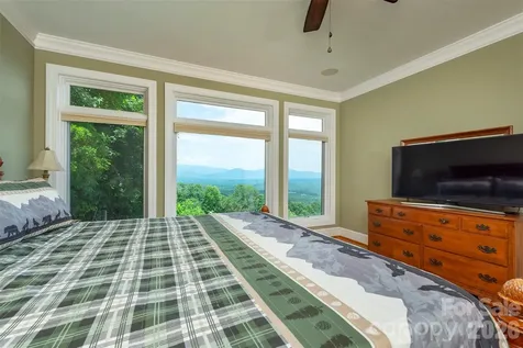 301 Oak Winds Drive Old Fort NC 28762
