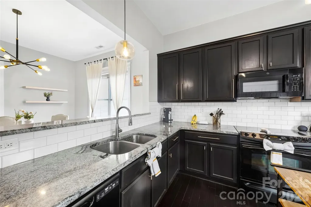 6917 Dunton Street Huntersville NC 28078