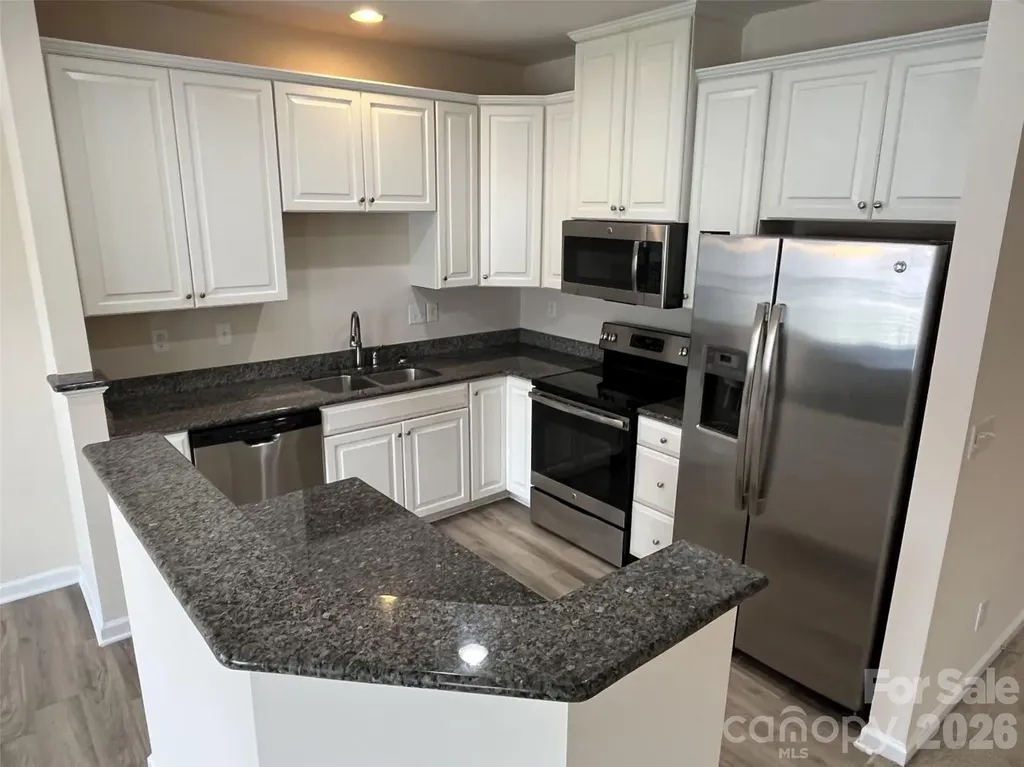 7411 Red Mulberry Way Charlotte NC 28273
