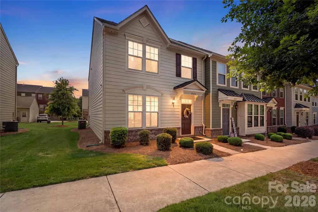 2023 Sage Park Drive Charlotte NC 28217
