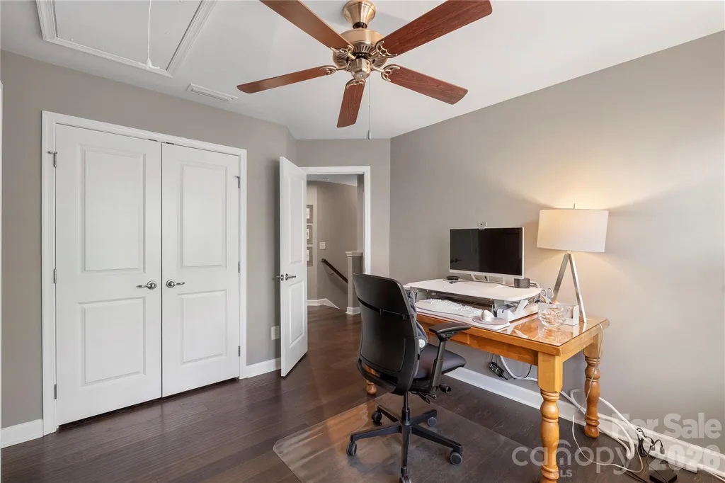 2023 Sage Park Drive Charlotte NC 28217