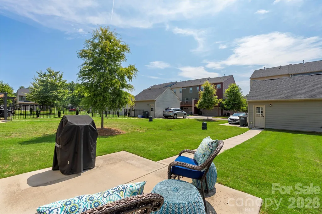 2023 Sage Park Drive Charlotte NC 28217