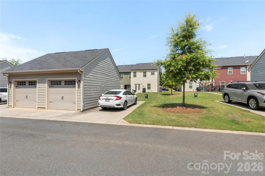 2023 Sage Park Drive Charlotte NC 28217