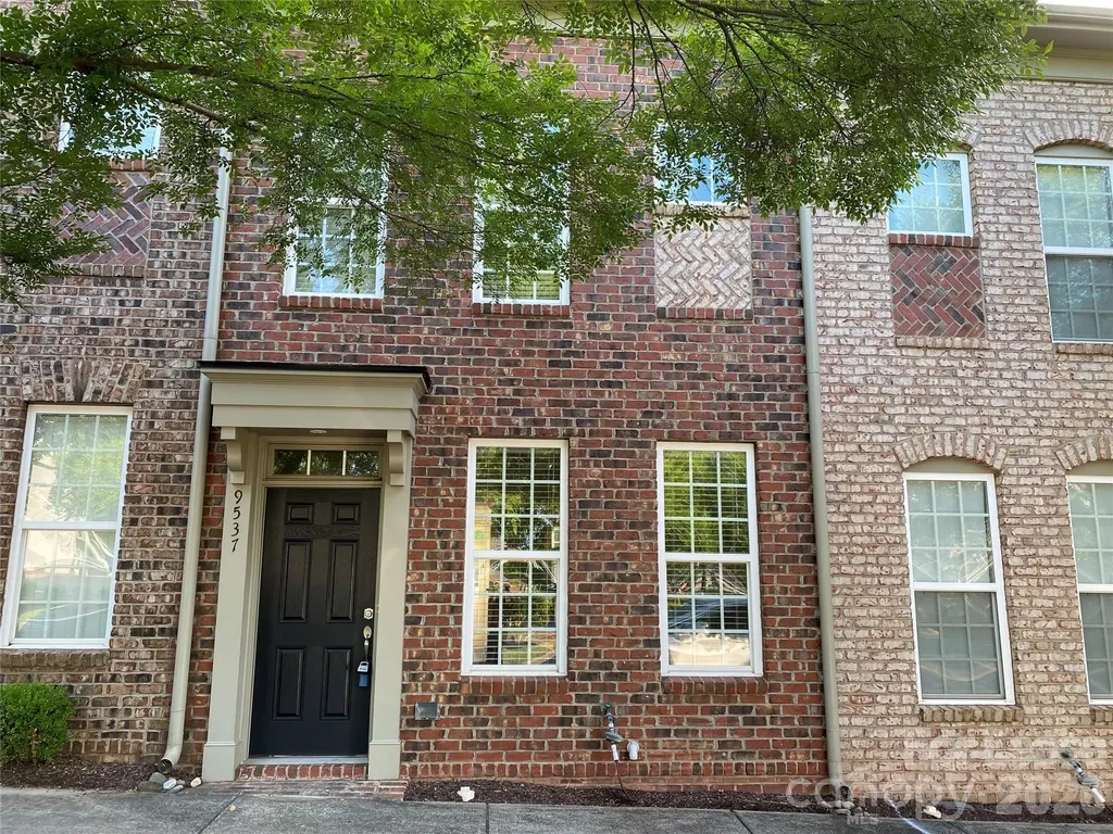 9537 Longstone Lane Charlotte NC 28277