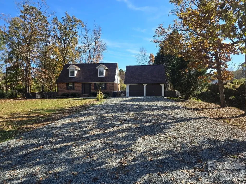 4904 West Street Indian Trail NC 28079