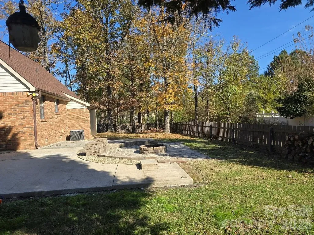4904 West Street Indian Trail NC 28079