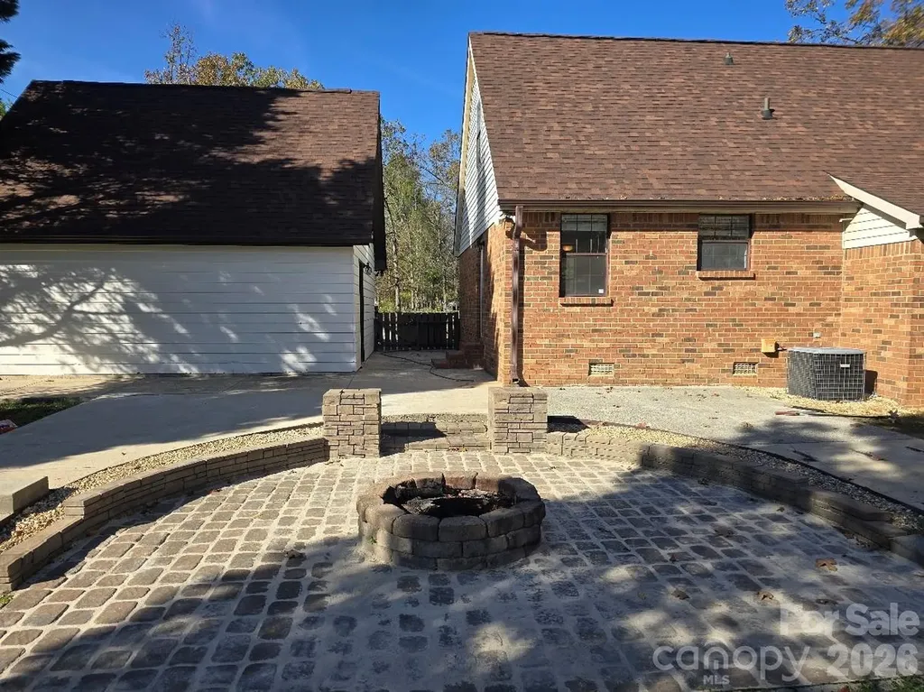 4904 West Street Indian Trail NC 28079