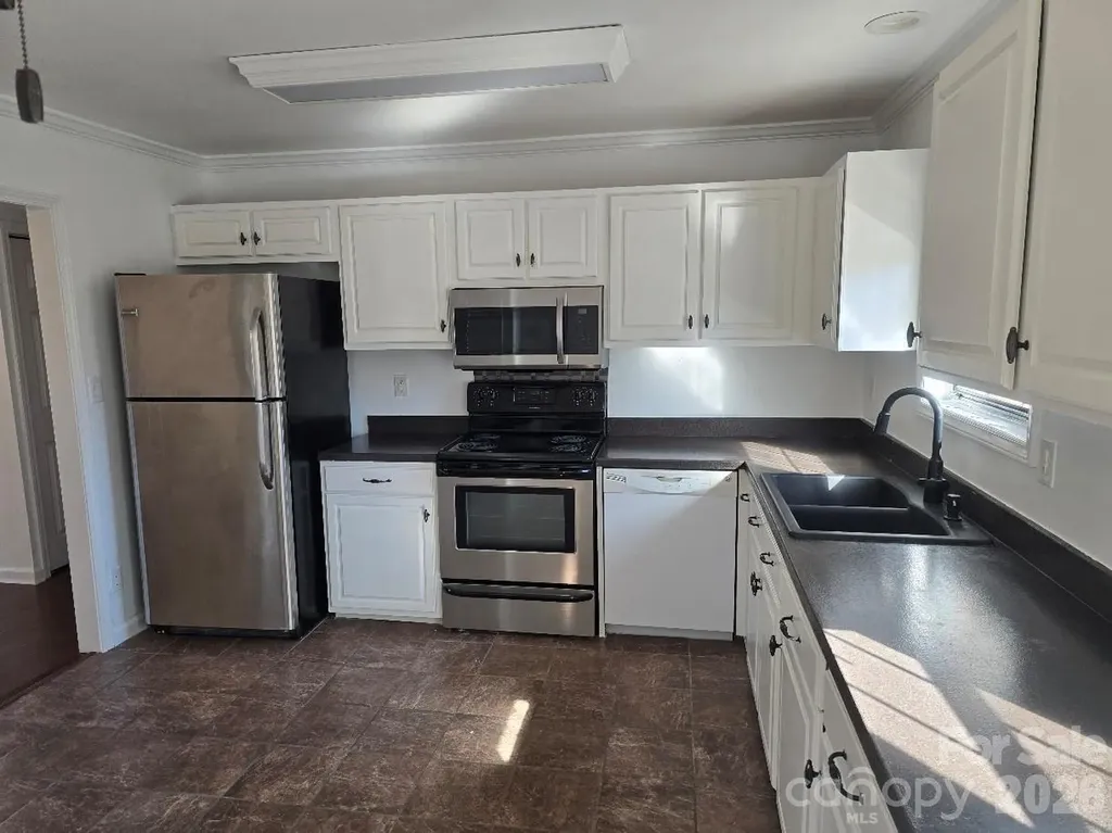 4904 West Street Indian Trail NC 28079