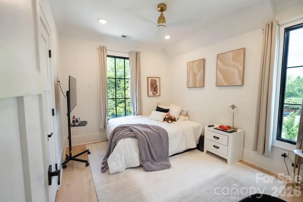 6105 Berryhill Towns Drive Charlotte NC 28270