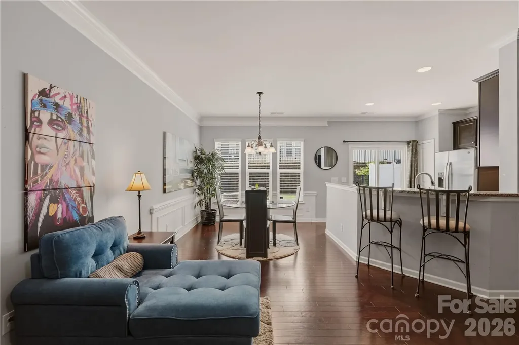 2433 Diplomat Lane Charlotte NC 28210