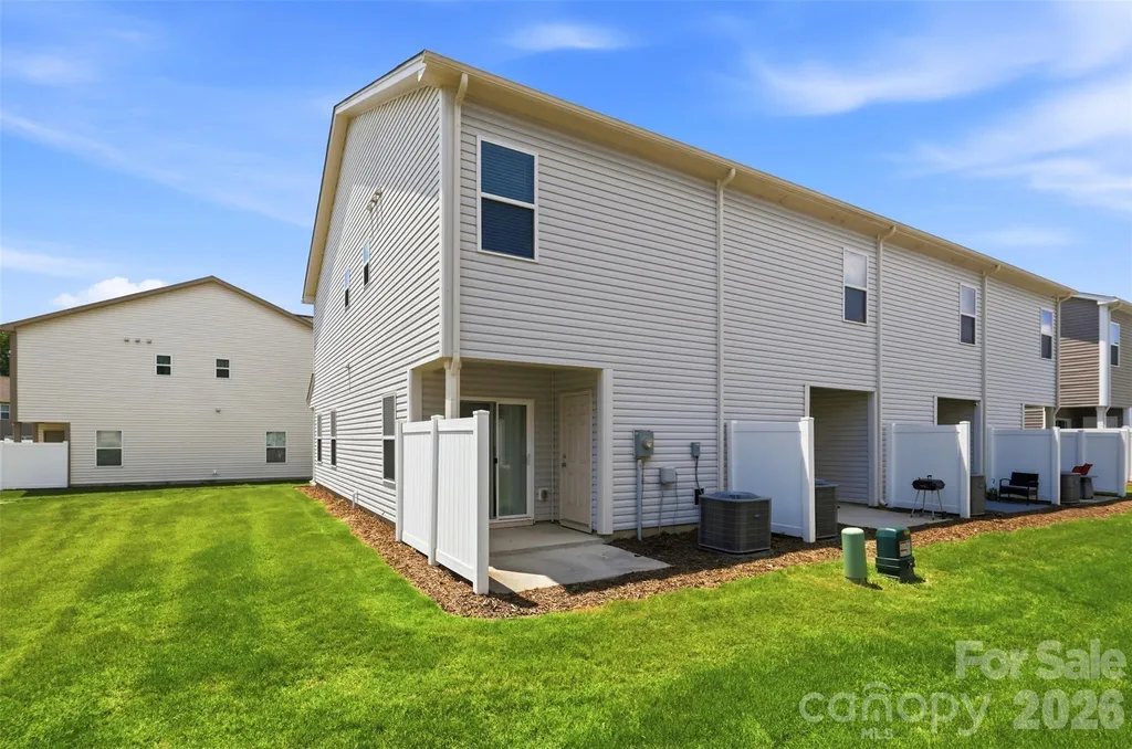 13889 Clayborn Street Midland NC 28107