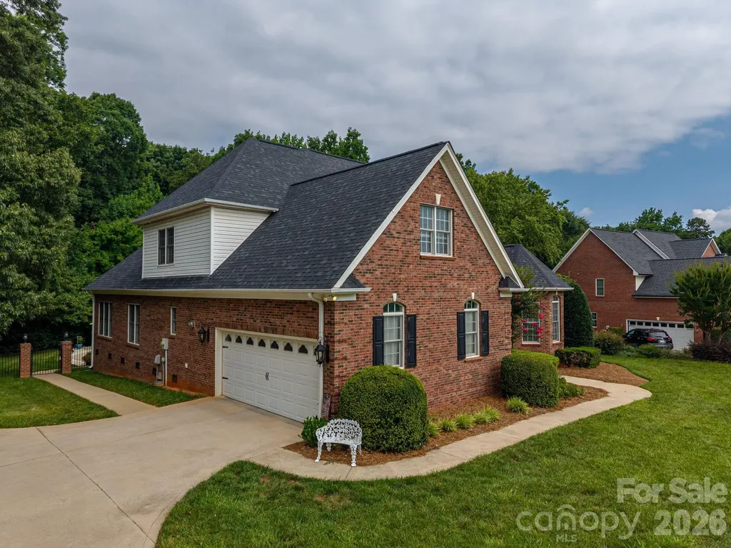 5021 Graystone Estates Drive Belmont NC 28012
