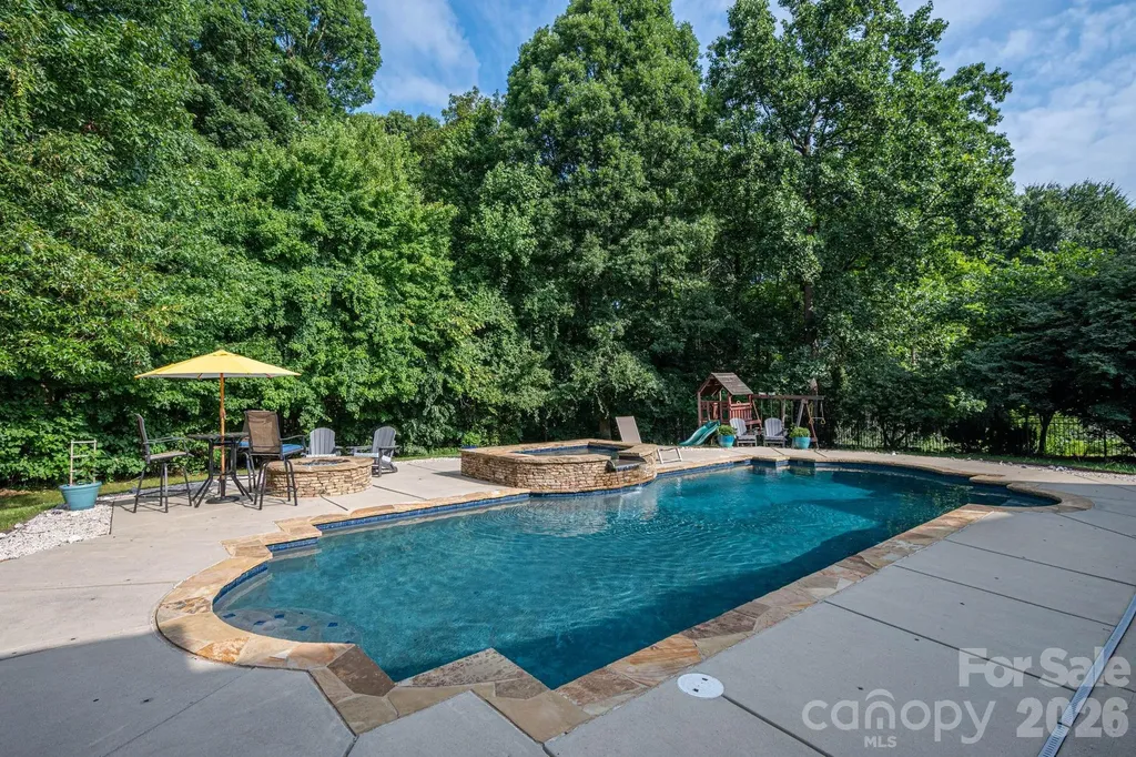 5021 Graystone Estates Drive Belmont NC 28012