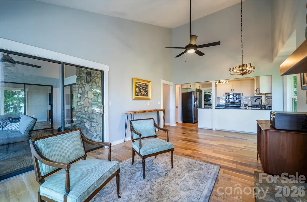 27 Walnut Drive Mills River NC 28759