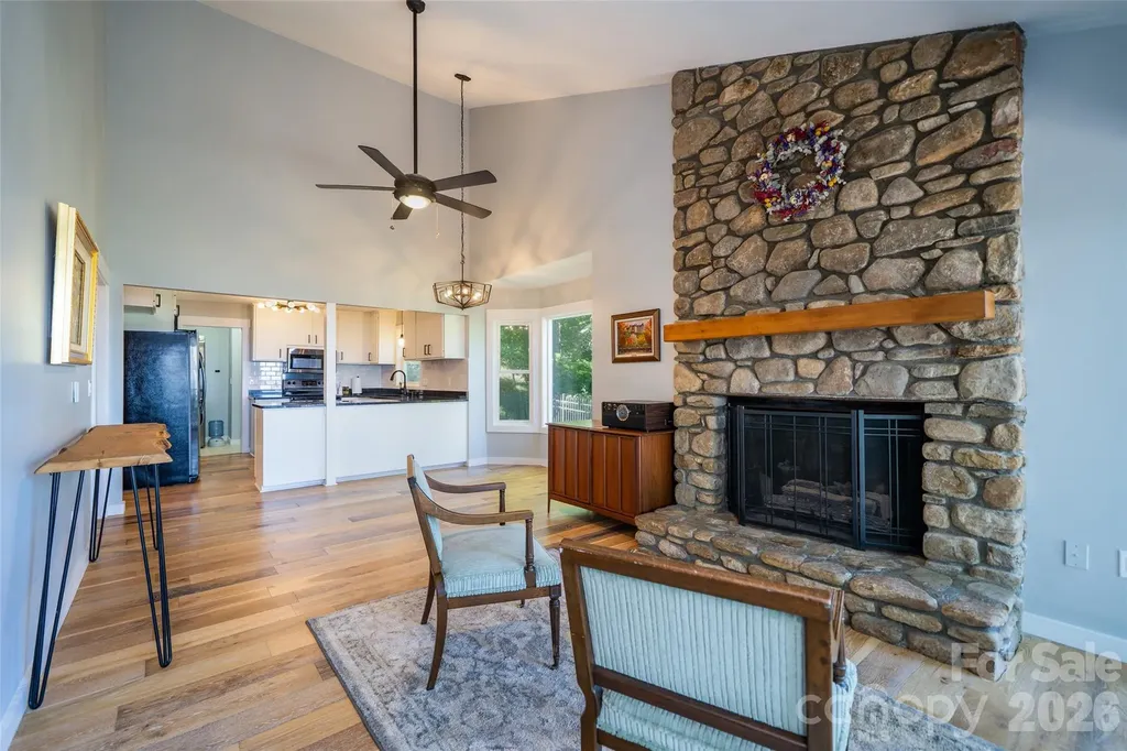 27 Walnut Drive Mills River NC 28759