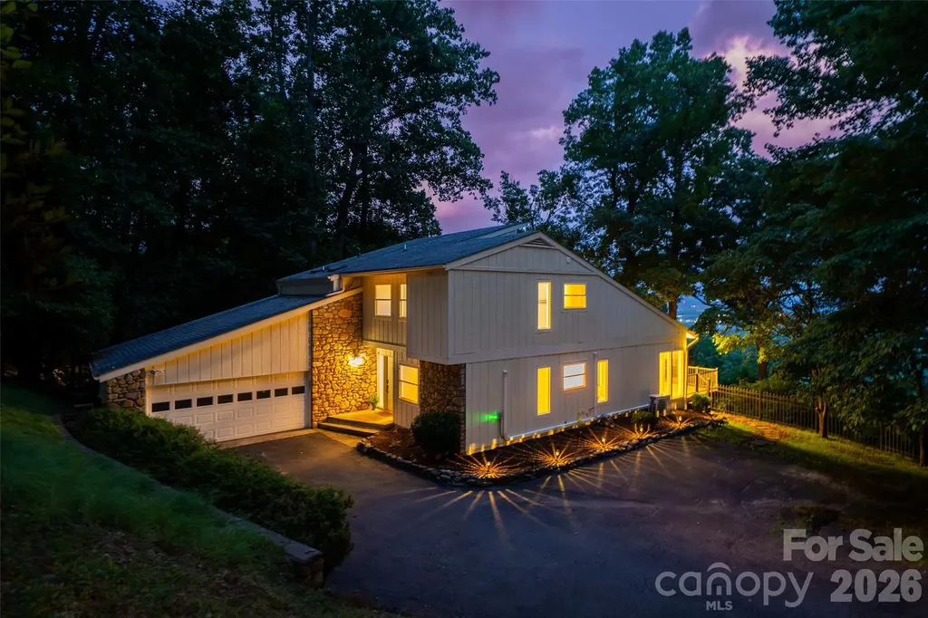 27 Walnut Drive Mills River NC 28759