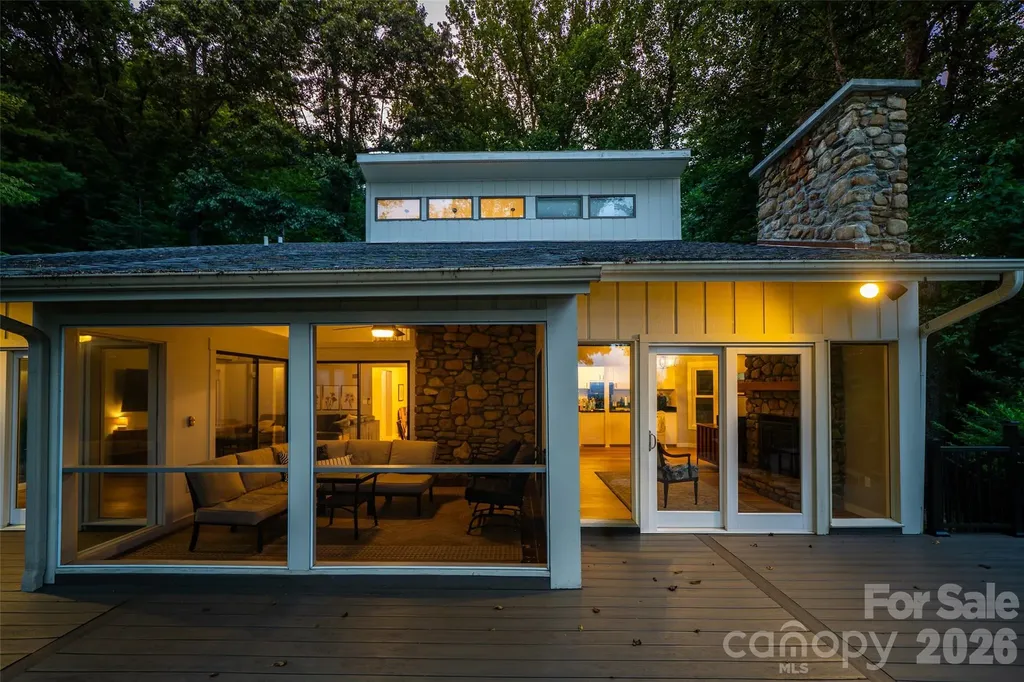 27 Walnut Drive Mills River NC 28759